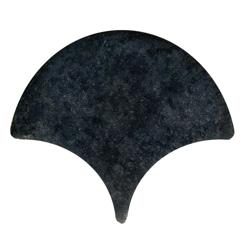 Peacock-Scallop shape tile Charcoal