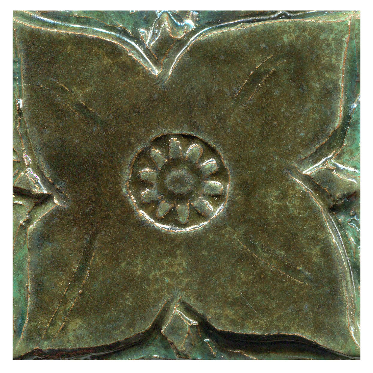 4x4 Medieval Floral Tile in Jade Moss